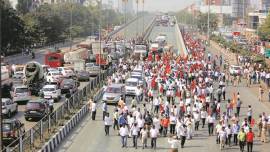 Protest against mosque, protest in sanpada, protest on Sion-panvel highway, Mumbai news, Indian Express            