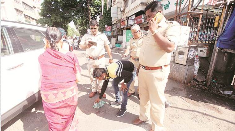 Pune Municipal corporation, PMC, spitting on roads, Maharashtra government’s, Indian Express,