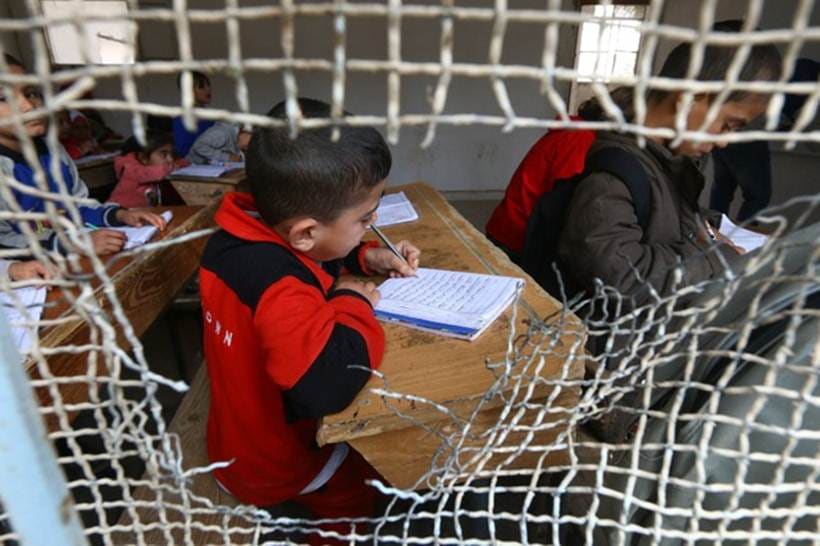 With little aid, Syria's Raqqa struggles to revive schools