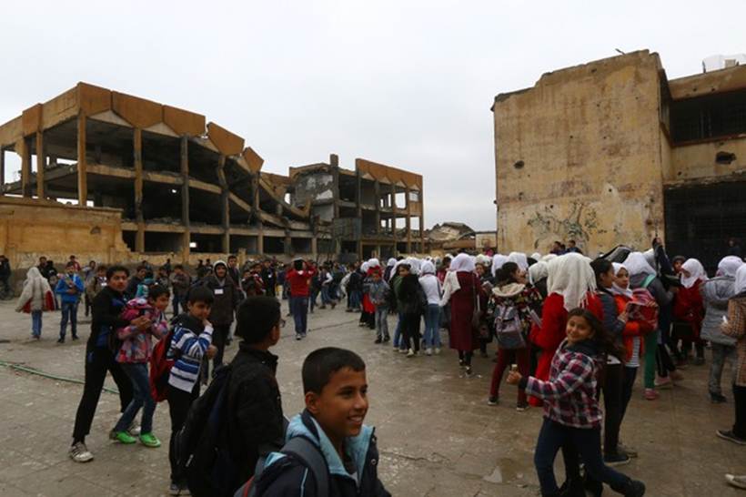 With little aid, Syria's Raqqa struggles to revive schools
