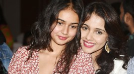 Suchitra Krishnamoorthi daughter Kaveri Sawan barse