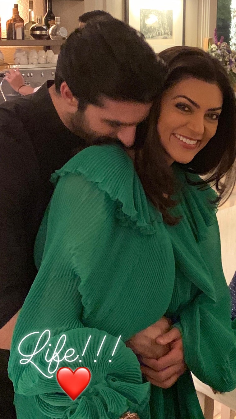 sushmita sen with boyfriend rohman shawl