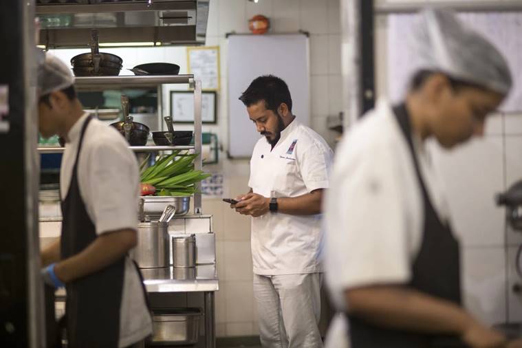 how whatsapp is changing the way we eat food, whatsapp food community, food groups, what we eat, indian express, indian express news