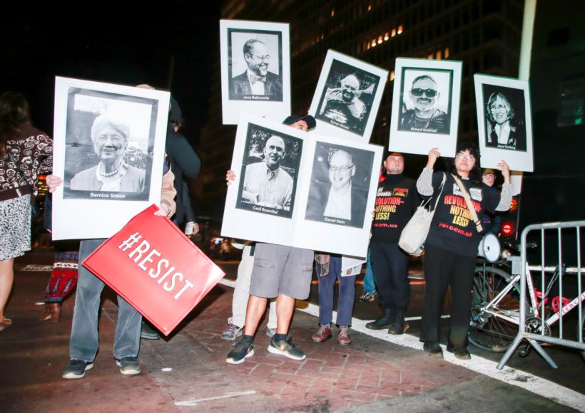 'Protect Mueller's Russia probe': Hundreds protest on US streets