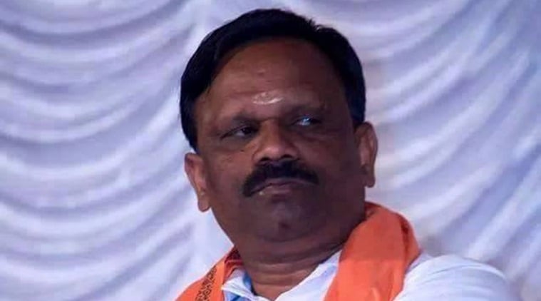 Sabarimala: RSS leader, board member climb holy steps without 'Irumudikettu'
