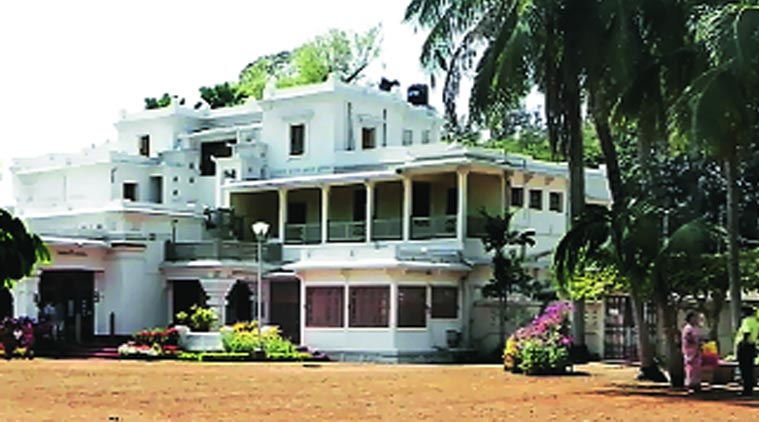 visva bharati university, viswa bharati university, visva bharati university bengal, santiniketan, birbhum, pous mela, ngt, national green tribunal, education news, indian express news