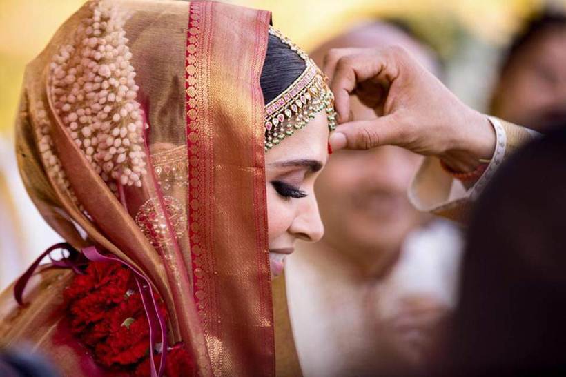 deepika padukone ranveer singh south indian wedding photos