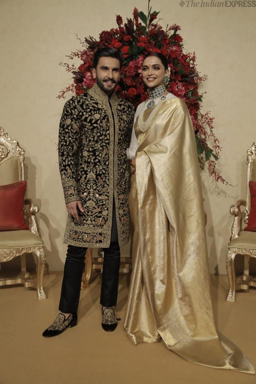 Deepika Padukone, Ranveer Singh wedding reception in Bengaluru: Newlyweds  pose for photos - Photos News , Firstpost