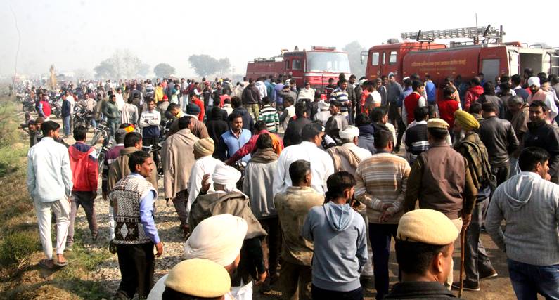 Two trucks set on fire in Haryana after school children's death in accident