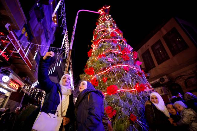 Christmas 2018, Christmas tress, stunning Christmas trees
