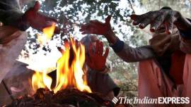 Delhi weather today. weather forecast delhi, cold weather delhi, temperature in delhi today, temp today delhi, fog in delhi, smog delhi, weather news, indian express