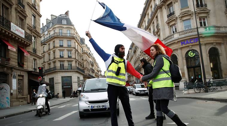 Respite in Paris as yellow vest movement abates