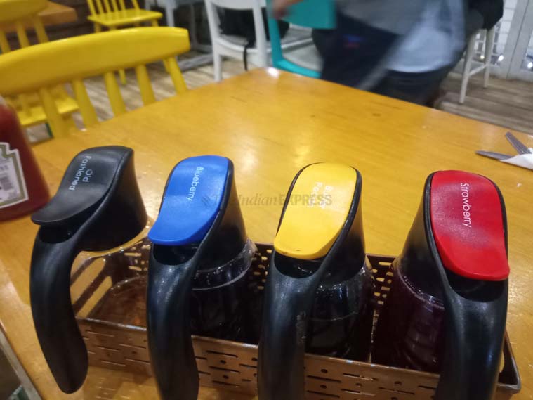 Micromax, Micromax Infinity N12, Micromax Infinity N12 review, Micromax Infinity N12 specifications, Micromax Infinity N12 features, Micromax Infinity N12 price in India, Micromax Infinity N12 sale, Micromax Infinity N12 price