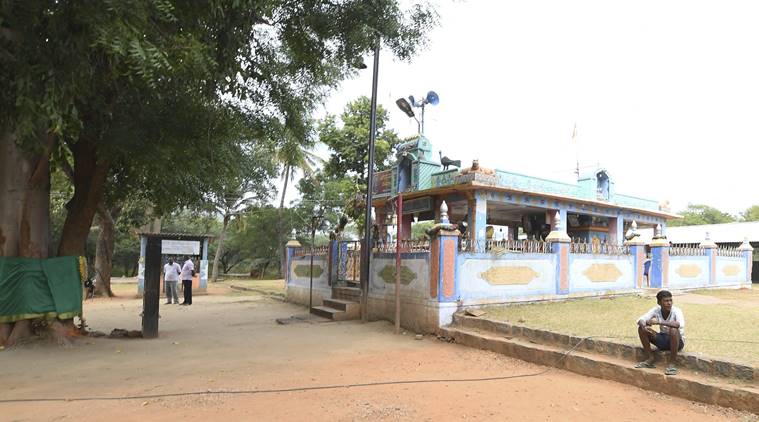 Karnataka prasad poisoning, Karnataka food poisoning, Chamrajanagar food poisoning, temple prasad food poisoning, H D Kumaraswamy, Karnataka temple prasad food poisoning, mysuru temple dead, India news, Indian Express