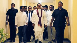 Mahinda Rajapaksa set to quit as Sri Lanka’s premier to end crisis