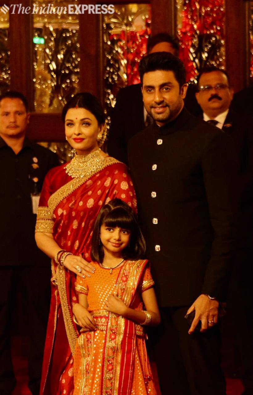 aishwarya rai, abhishek bachchan and araadhya