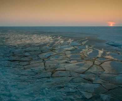 Arctic circle, ice cap freezing, CryoSat-2, ice monitoring satellites, NASA ICESat-2, Arctic sea ice, European Space Agency, seasonal ice, ocean temperatures, Arctic permafrost, ice cover Arctic sea, ocean currents