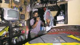 kolkata Municipal Cooperation,  Auto driver, Kochi-Muziris Biennale, auto driver, Indian Express 