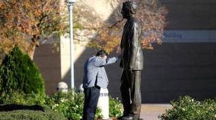 George H W Bush to lie in state in US Capitol before his state funeral at National Cathedral
