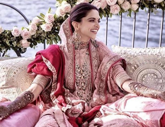 Deepika Padukone, Deepika Padukone latest, Deepika Padukone photos, Deepika Padukone style, Sabyasachi, celeb fashion, bollywood fashion, indian express, indian express news