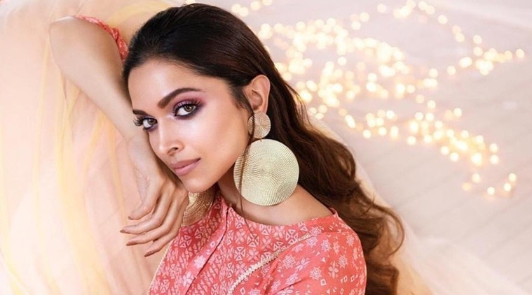 Deepika Padukone Brings Back Dark Bold Lips In Fashion Yet Again