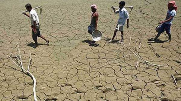 drought, maharashtra drought, maharashtra drought hit areas, ministers visit drought hit areas, indian express