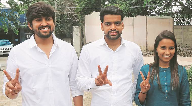 Painter, photographers in tow, DUSU V-P takes over post of president