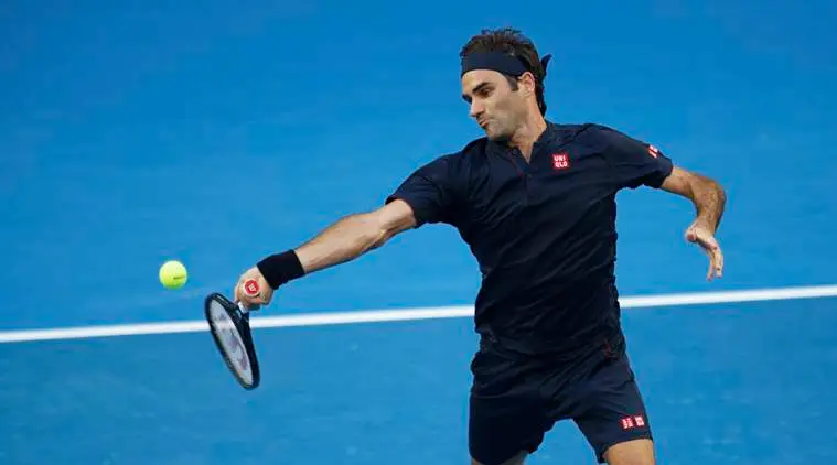Australian Open 2019: Dan Evans shoulders slim British hopes against Roger Federer