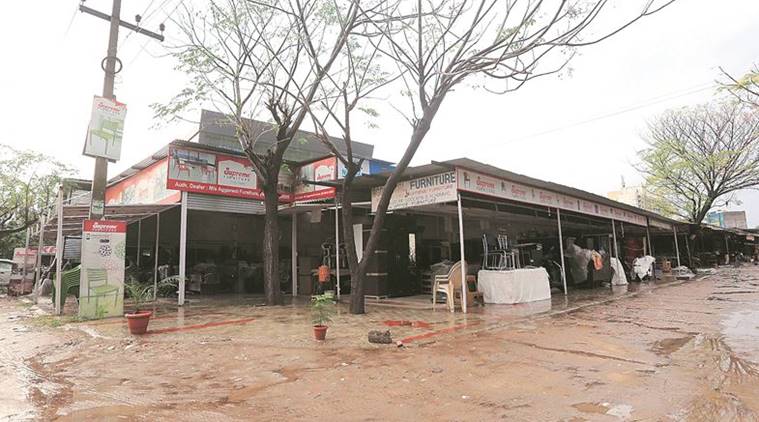 A month after blaze, business as usual at illegal Mohali market