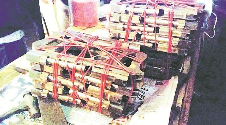 illegal arms, illegal arms factory, illegal arms factory in residential area, kolkata Police, kolkata news, Indian Express 