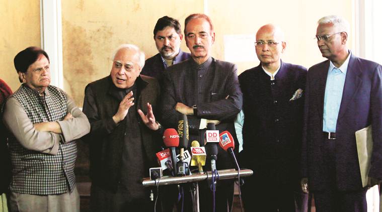 After SP-BSP join hands, Congress holds high level meeting in Lucknow 