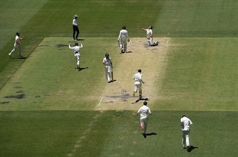 Perth pitch was by no means 'average': Tendulkar Perth pitch was by no means 'average': Tendulkar