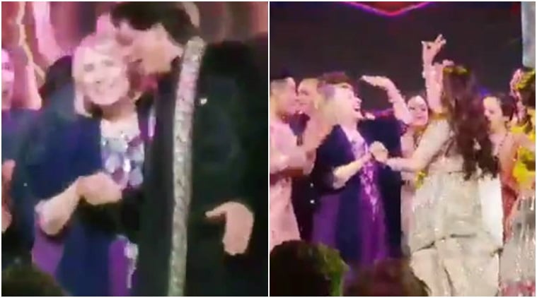 WATCH: Shah Rukh Khan makes Hillary Clinton dance to Bollywood beats at ...