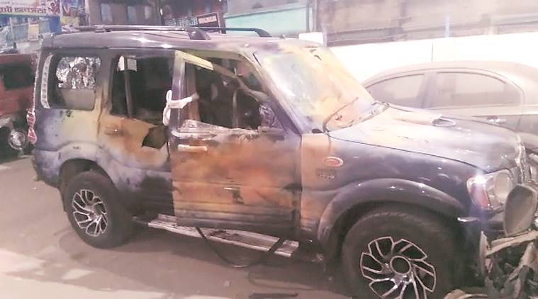 People gunned down, MLA Biswanath Das, associate of MLA gunned down, jaynagar MLA attacked, Kolkata police, Indian Express
