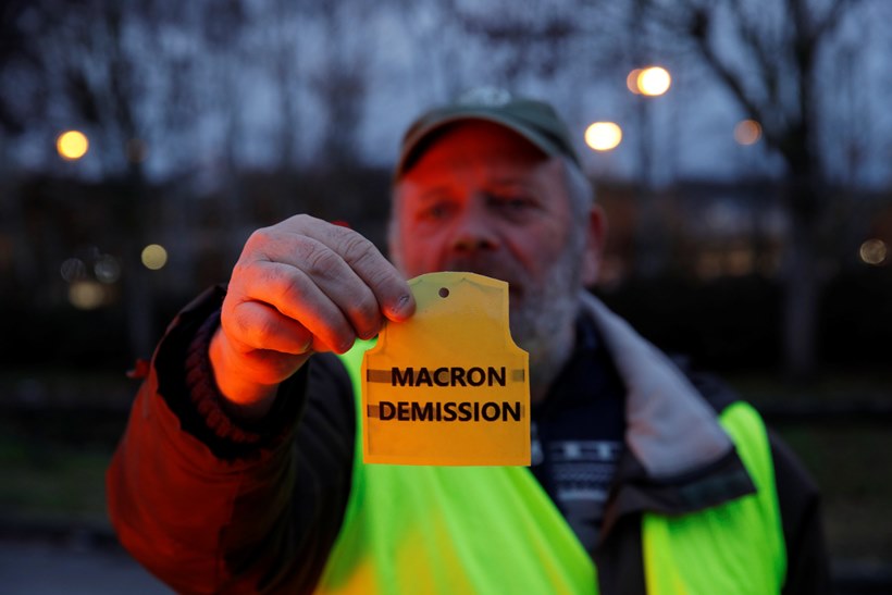 France braces for trouble, Macron to address 'yellow vest' anger