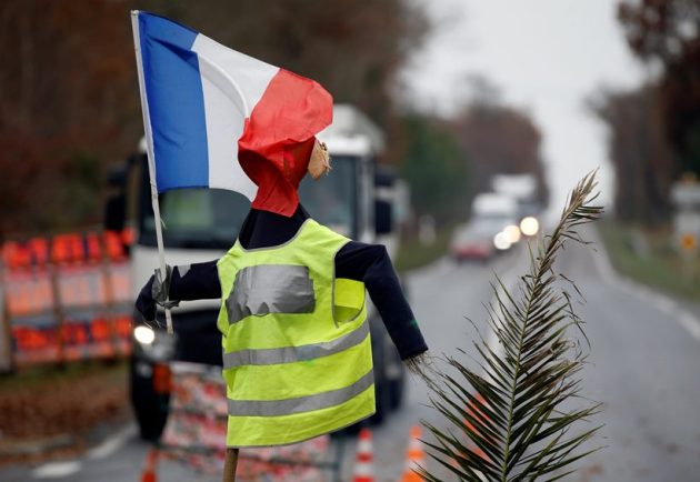France braces for trouble, Macron to address 'yellow vest' anger