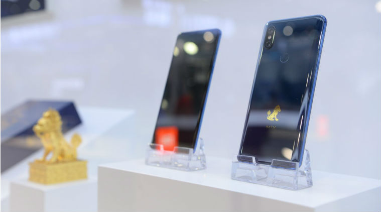 Xiaomi Mi Mix 3, Mi Mix 3 5G, Xiaomi Mi Mix 3 5G variant, Xiaomi Mi Mix 3 5G price, Mi Mix 3 5G 10GB RAM, Xiaomi Mi Mix 3 5G speed, Snapdragon 855 processor, Xiaomi Mi Mix 3 5G specifications