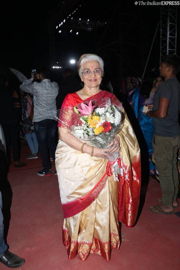 asha parekh at an award show in mumbai