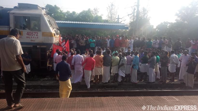 Bharat bandh in photos: Life disrupted in Kerala, stray incidents of violence mar day 1