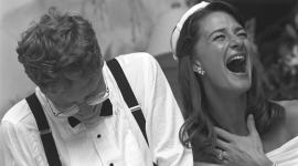 bill gates, melinda gates, bill gates wedding anniversary, bill gates wedding cake video, bill gates wedding video, funny video, viral videos, indian express