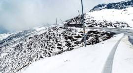 dangerous roads, dangerous roads of india, highest altitude roads, Zoji La Pass, Rohtang Pass, Chang La Pass, Gata Loops, Bum La Pass, Killar-Kishtwar Road, Sikkim’s 3-level zigzag road, leh ladakh, indian express, indian express news