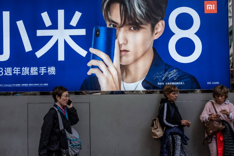 China, Smartphone, Apple, Huawei Technologies, Samsung, Xiaomi Tech, Timothy D Cook, Computers and the Internet, iPhone, Android, Mobile Commerce
