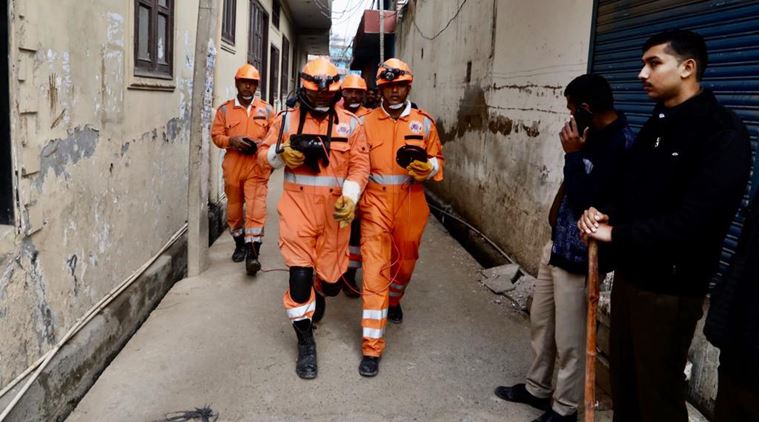 gurugram building collapse, gurgaon building collapse, gurgaon collapse, ullawas, gurgaon rescue operation, gurgaon news, indian express, latest news