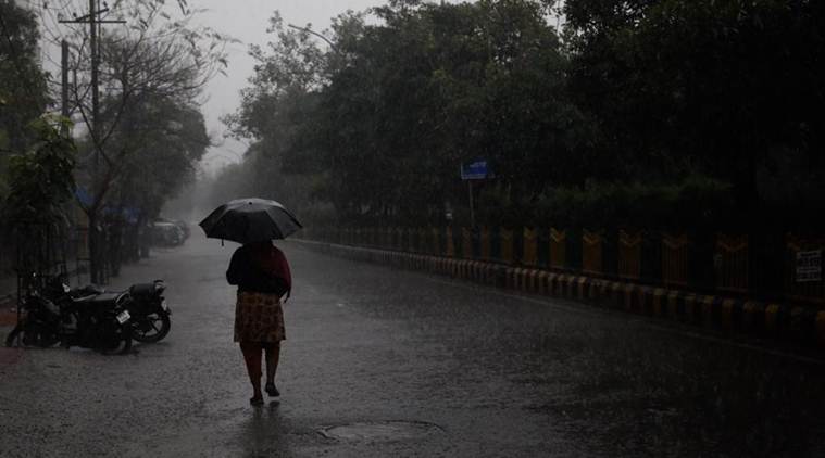 Delhi weather today LIVE updates: As rains lash NCR, AQI ...