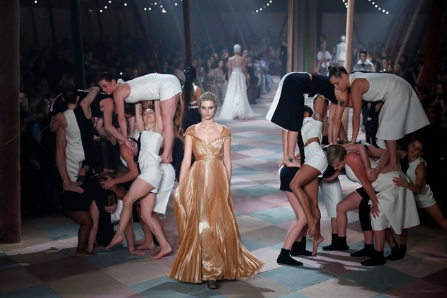 Christian Dior, Dior couture show, maria grazia chiuri, Dior Couture's Spring 2019 collection, Monica Belluci, Olivia Palermo, Karlie Kloss, dior couture show paris, dior women's collection, dior latest collection, dior fashion show, dior fashion show 2019, dior spring 2019 fashion show, indian express, indian express news