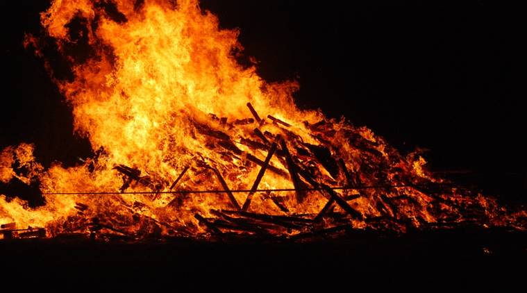 Bhojpur woman, put on funeral pyre by in-laws, saved by neighbour ...