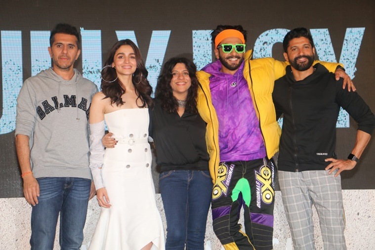 Ranveer Singh, Alia Bhatt, Gully Boy, Farhan Akhtar, Zoya Akhtar, Ranveer Singh fashion, Alia Bhatt fashion, Ranveer Singh latest news, Alia Bhatt latest news, Gully Boy trailer launch Ranveer Singh Gully Boy Trailer launch, Alia Bhatt Gully Boy trailer launch, celeb fashion, bollywood fashion, indian express, indian express news