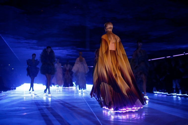 Iris van Herpen, Iris van Herpen couture show, Iris van Herpen Couture's Spring 2019 collection, Iris van Herpen collections, iris van herpen women's collection, iris van herpen's latest collection, iris van herpen fashion show, iris van herpen fashion show 2019, iris van herpen spring 2019 fashion show, indian express, indian express news