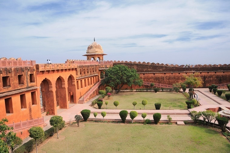 manikarnika, manikarnika shooting location, manikarnika movie locations, manikarnika shooting rajasthan, amer fort, nahargarh fort, jaigarh fort, manikarnika kangana ranaut, kangana ranat, ankita lokhande, jisshu sengupta, manikarnika movie, manikarnika movie locale, indian express, indian express news