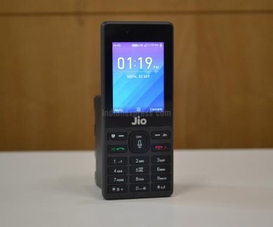 Jio, Reliance Jio, Jio Phones, Jio Offer, JioPhone monsoon Hungama offer, Reliance JioPhone Gift Card, Reliance Jio Offers, JioPhone at Rs 1,095, JioPhone monsoon offer, JioPhone unlimited voice and data for 6 months, Reliance JioPhone Gift Card launched for Rs 1,095, Jio monsoon Hungama offer
